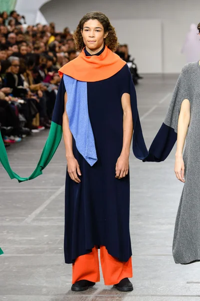 Look 68